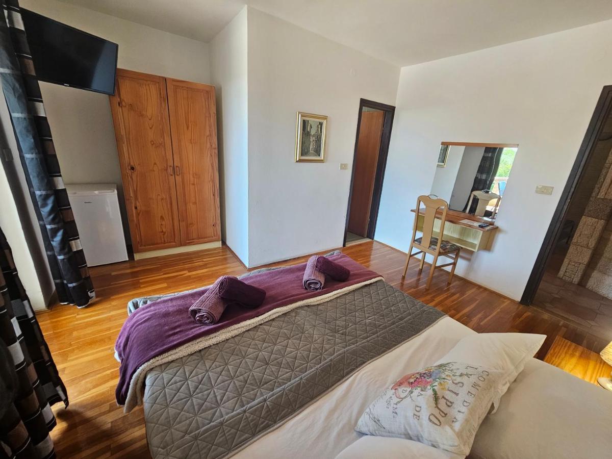 רוביני Apartments & Rooms Gaspar מראה חיצוני תמונה