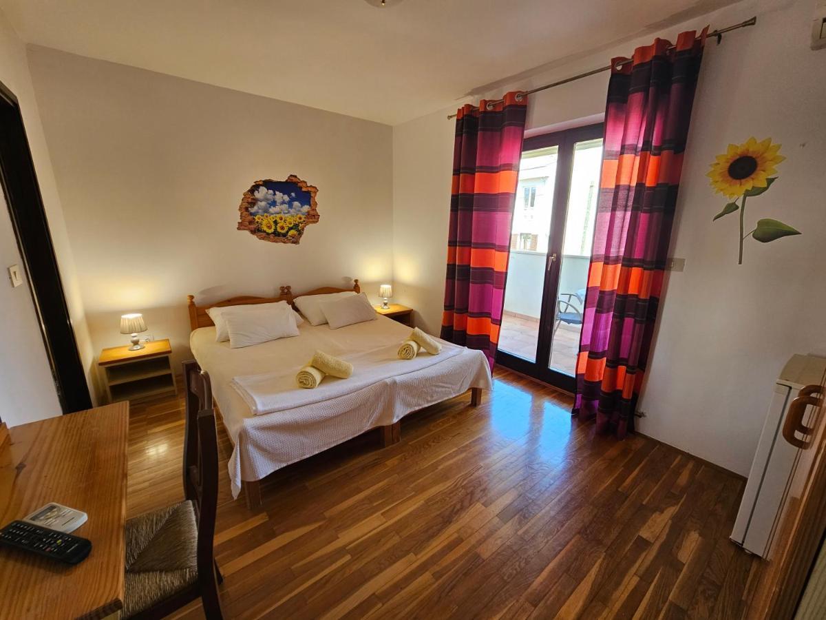 רוביני Apartments & Rooms Gaspar מראה חיצוני תמונה