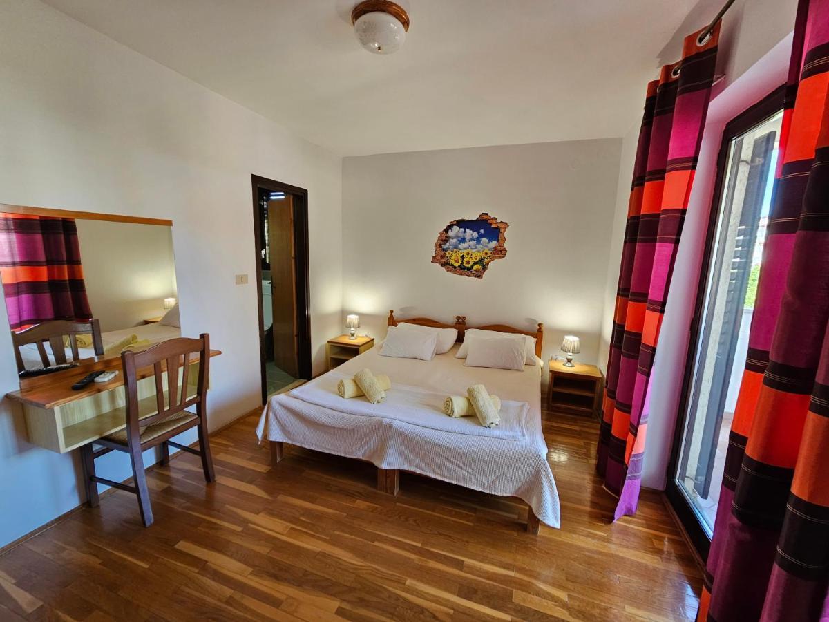 רוביני Apartments & Rooms Gaspar מראה חיצוני תמונה