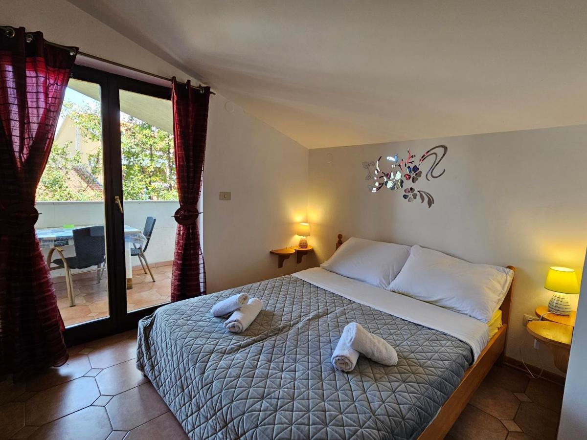 רוביני Apartments & Rooms Gaspar מראה חיצוני תמונה