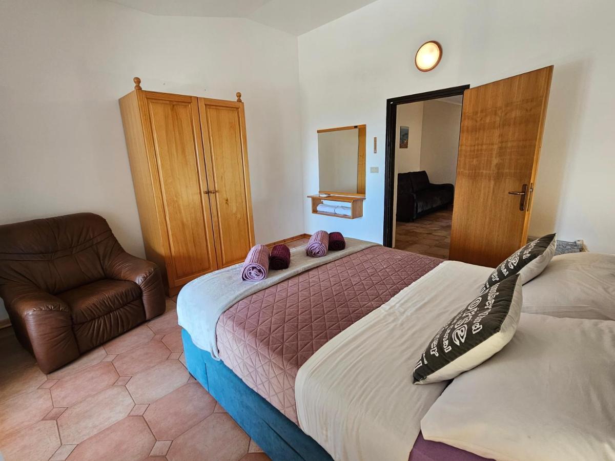 רוביני Apartments & Rooms Gaspar מראה חיצוני תמונה
