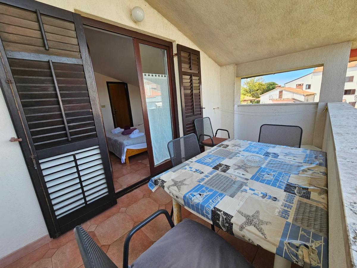 רוביני Apartments & Rooms Gaspar מראה חיצוני תמונה