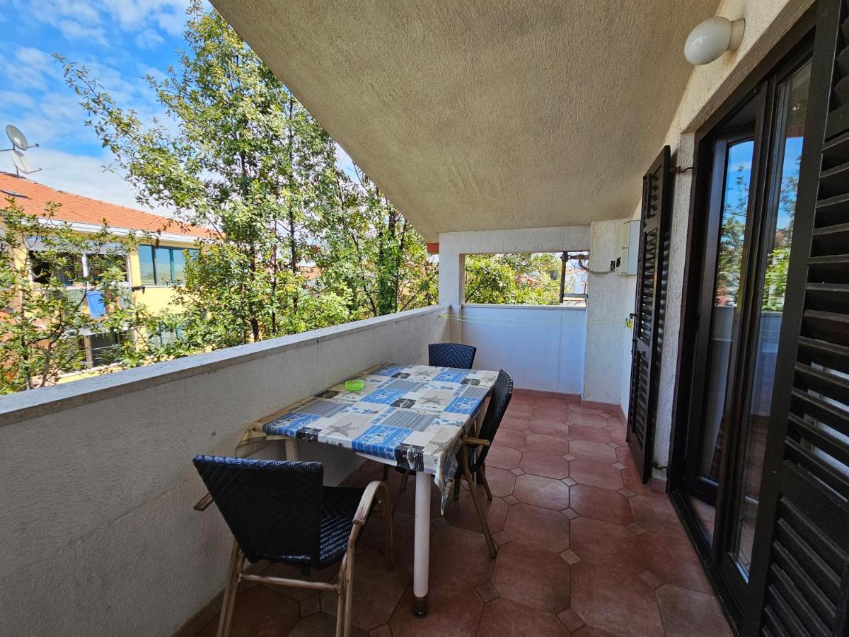 רוביני Apartments & Rooms Gaspar מראה חיצוני תמונה
