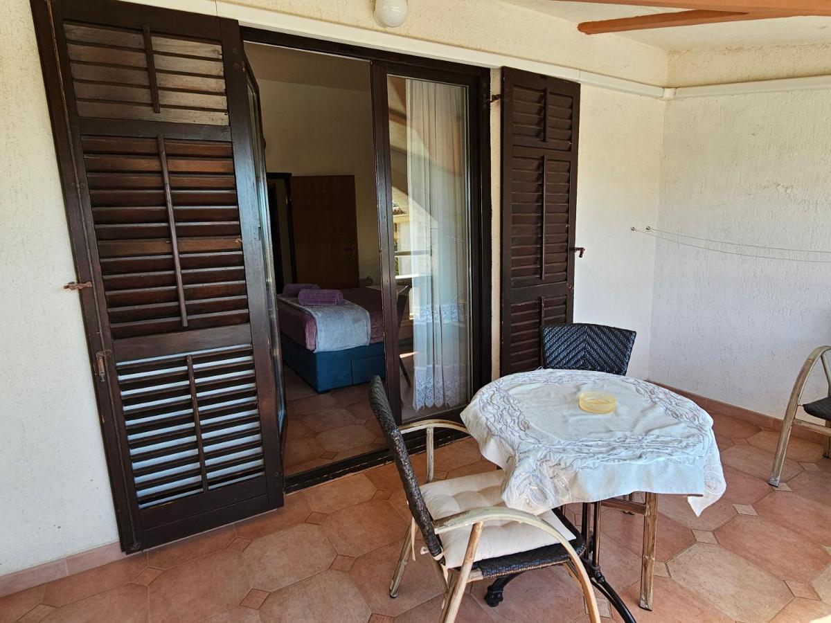 רוביני Apartments & Rooms Gaspar מראה חיצוני תמונה
